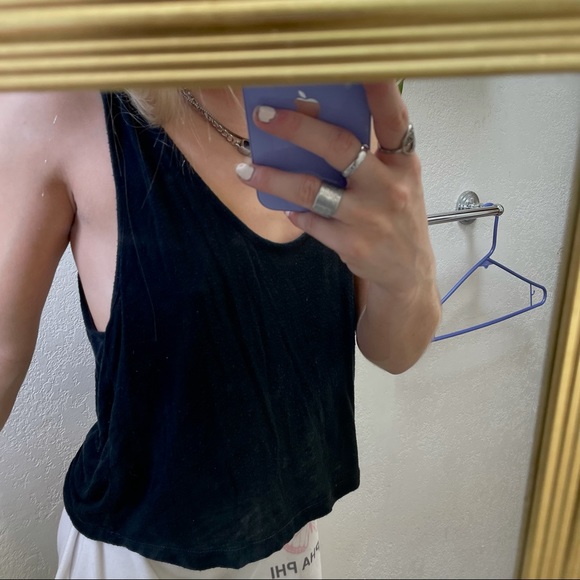 BLACK BRANDY MELVILLE TANK TOP - Picture 2 of 5